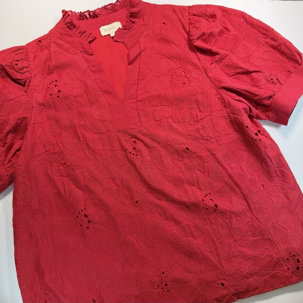 Entro Women's Red Top 1X Floral Eyelet Detail Short Sleeve V Neck Ruffle Classic